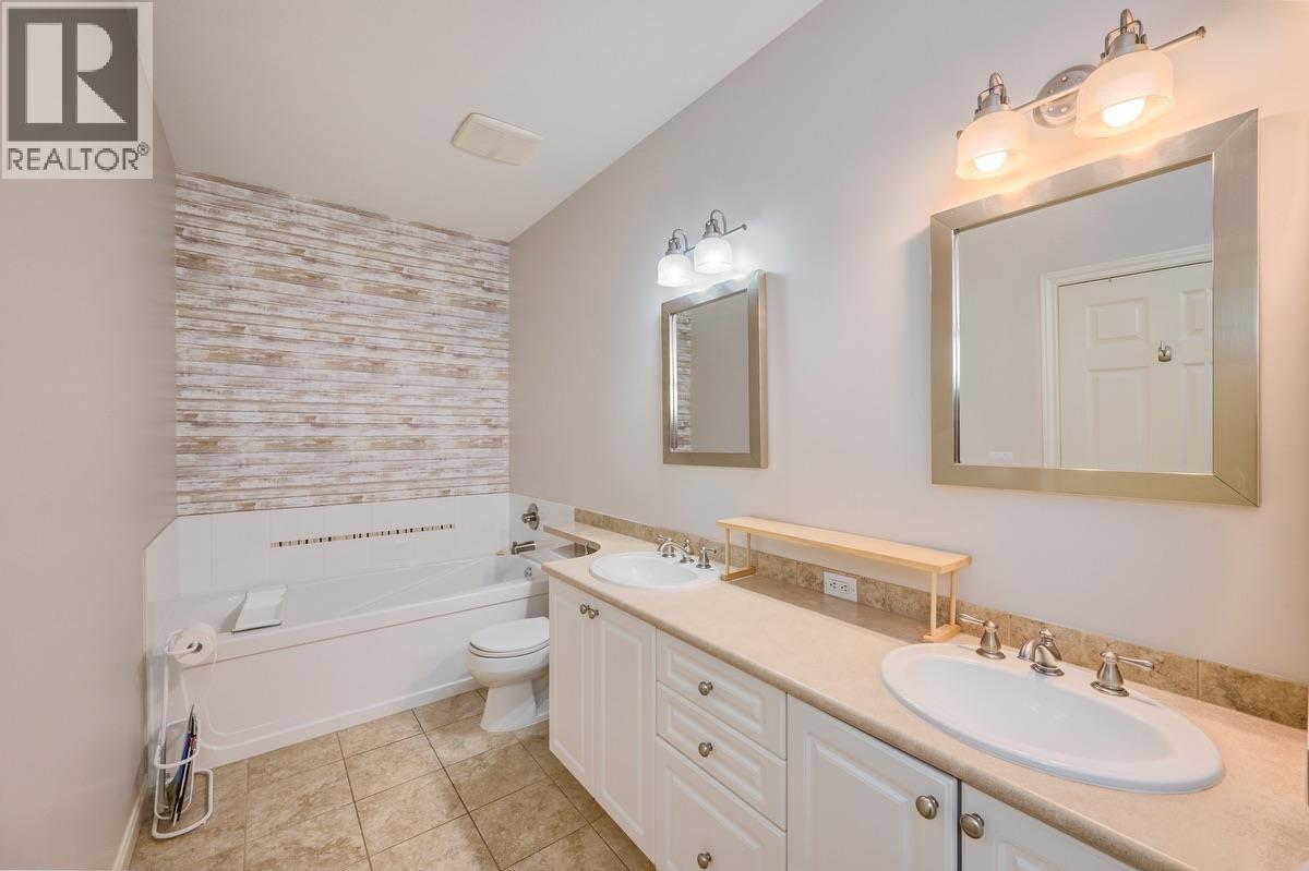 #1-6105 RIVER Road, Delta