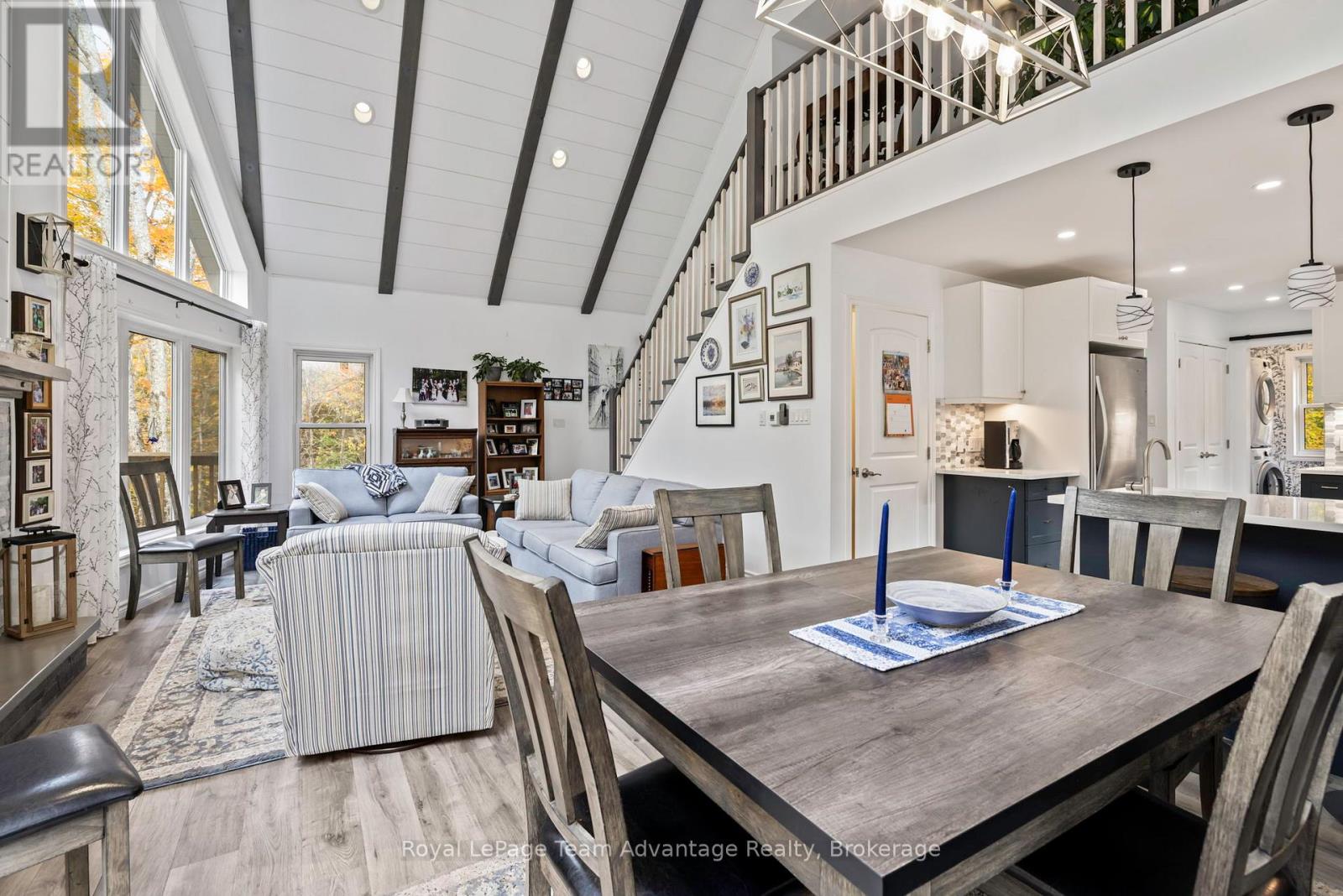 17 HAGERMAN COURT - 8