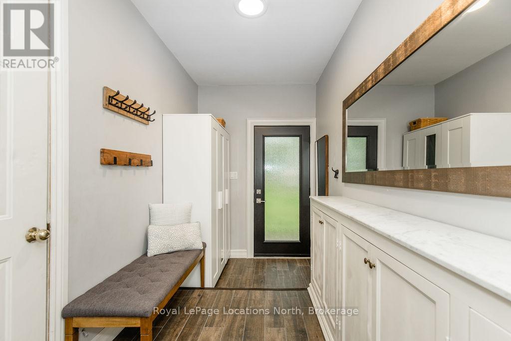 18 MILLS CIRCLE - 27