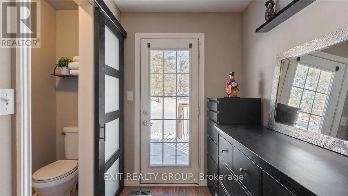 84 CHATTERTON VALLEY CRESCENT — photo 17