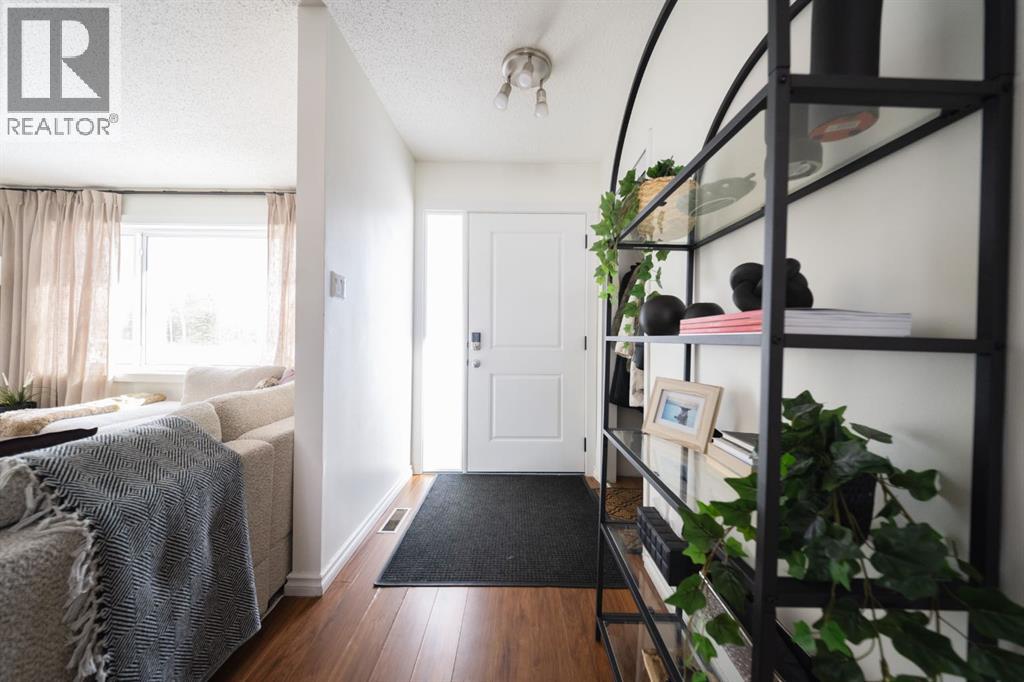 453 Signal Road, Fort McMurray