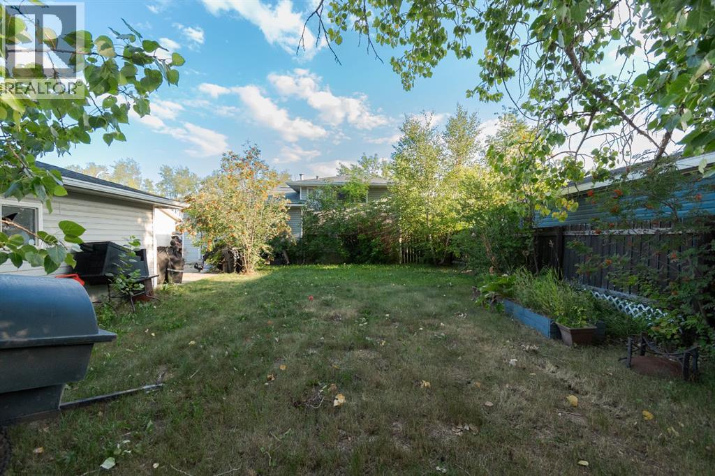 453 Signal Road, Fort McMurray