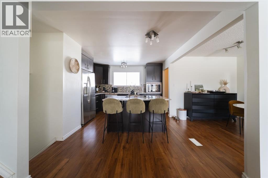 453 Signal Road, Fort McMurray