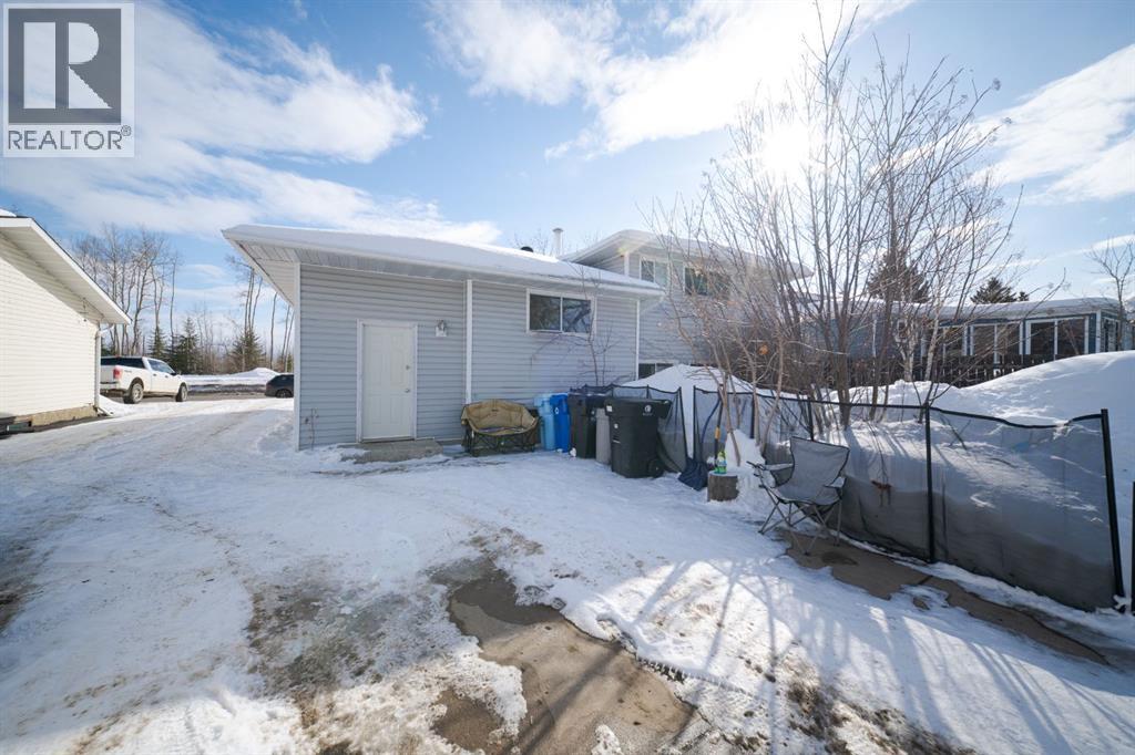 453 Signal Road, Fort McMurray