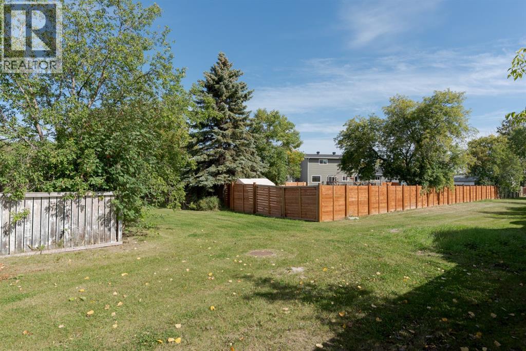 453 Signal Road, Fort McMurray