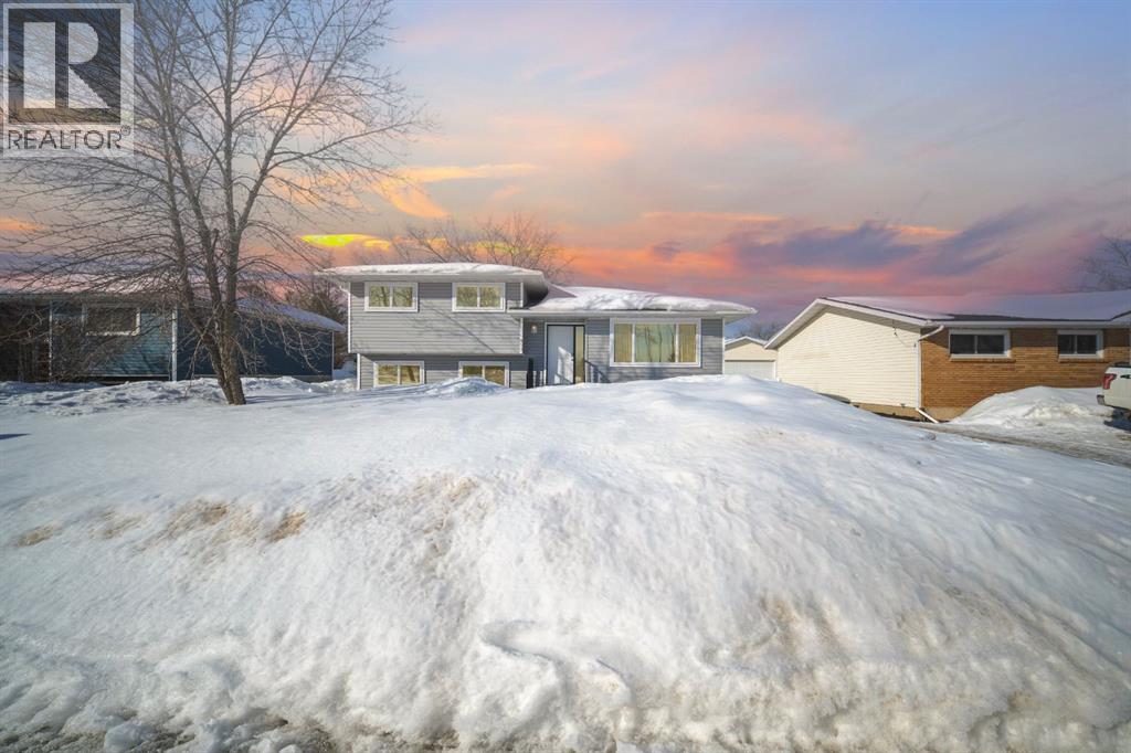 453 Signal Road, Fort McMurray