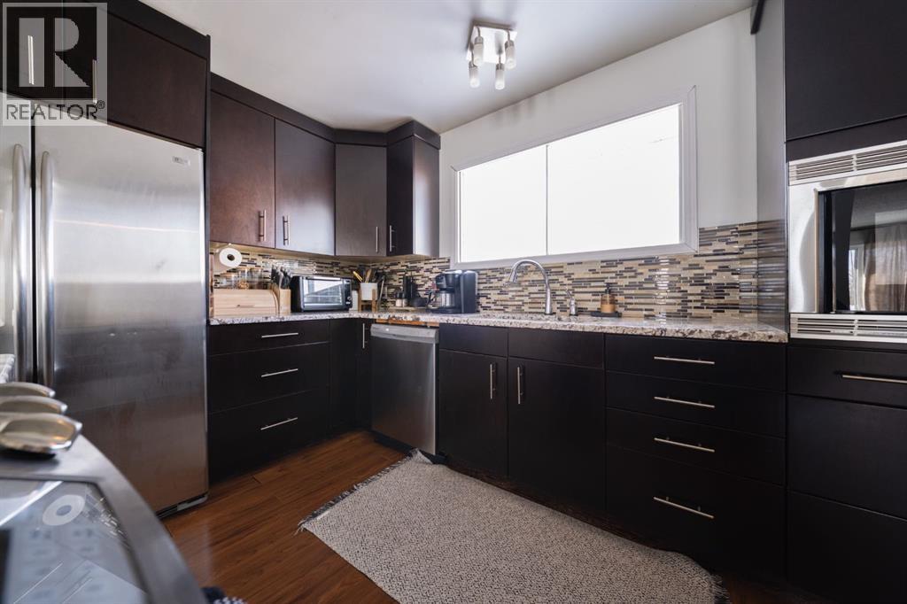 453 Signal Road, Fort McMurray