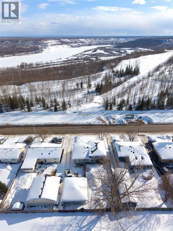 453 Signal Road, Fort McMurray