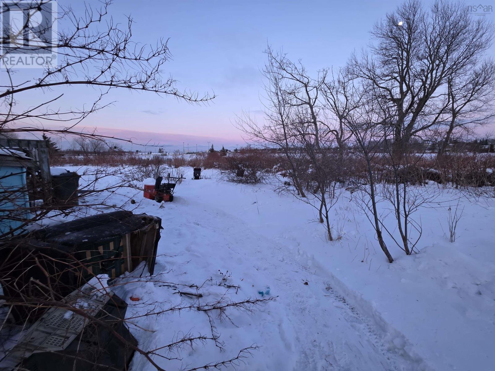 Property 12 of 12 of 15 Guy Street