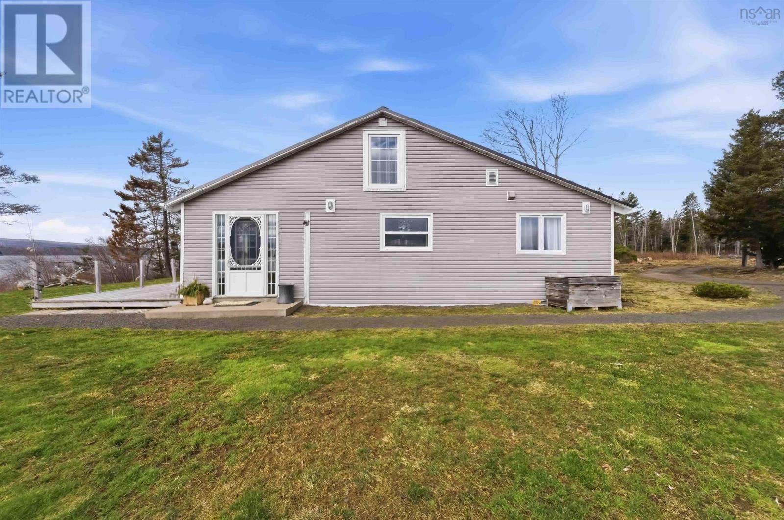 Property 29 of 43 of 3 Massachusetts Road