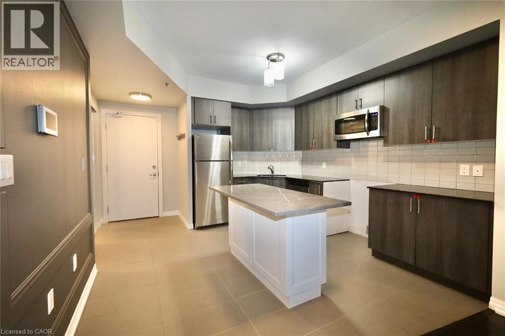 560 NORTH SERVICE Road Unit# 810, Grimsby, Ontario, L3M0G1 — Photo 6