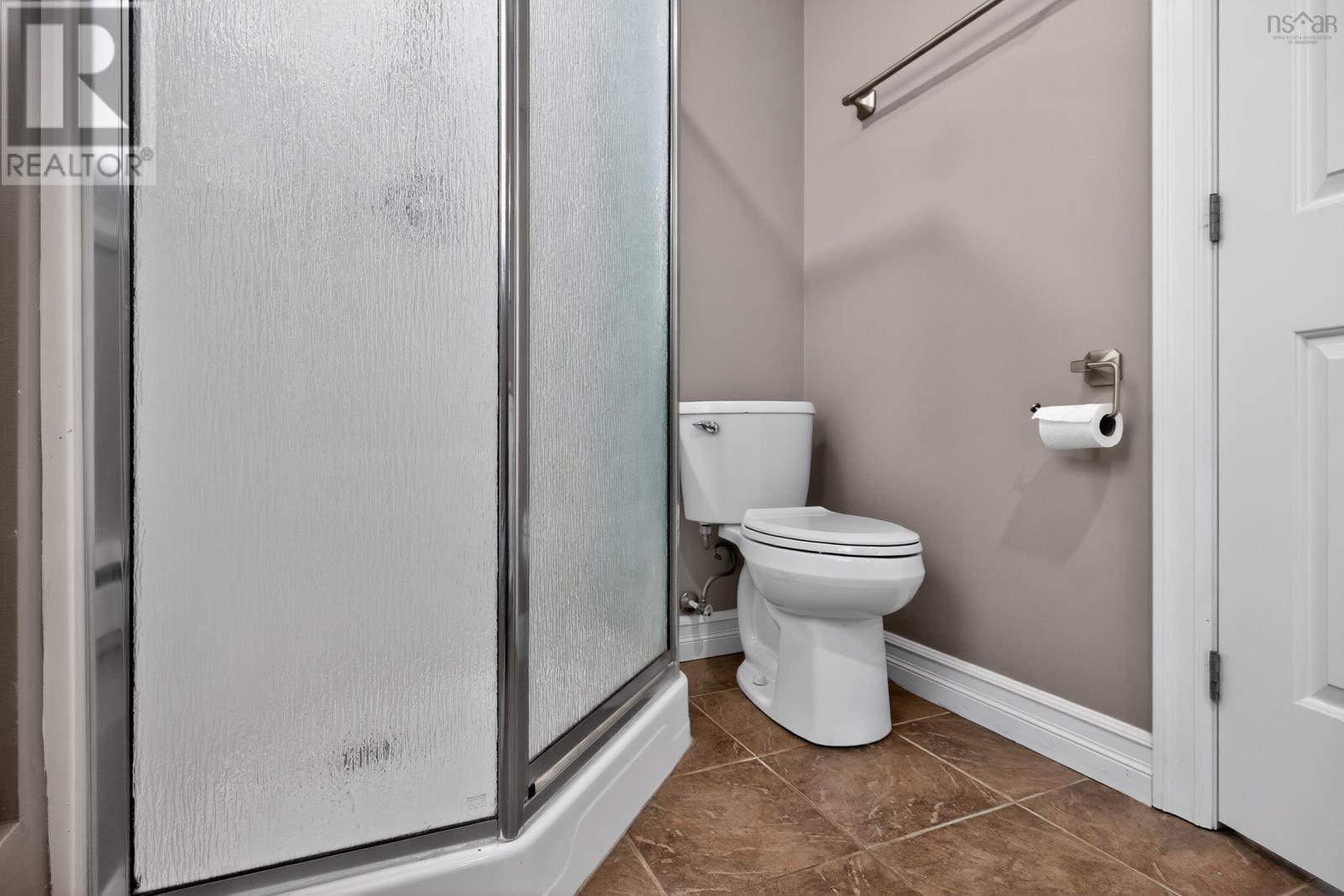 Property 25 of 51 of 495 Gatehouse Run