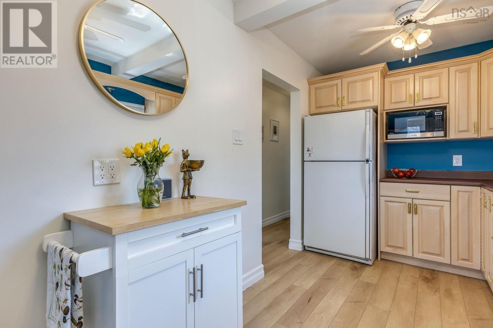 Property 5 of 45 of 18 Devon Crescent