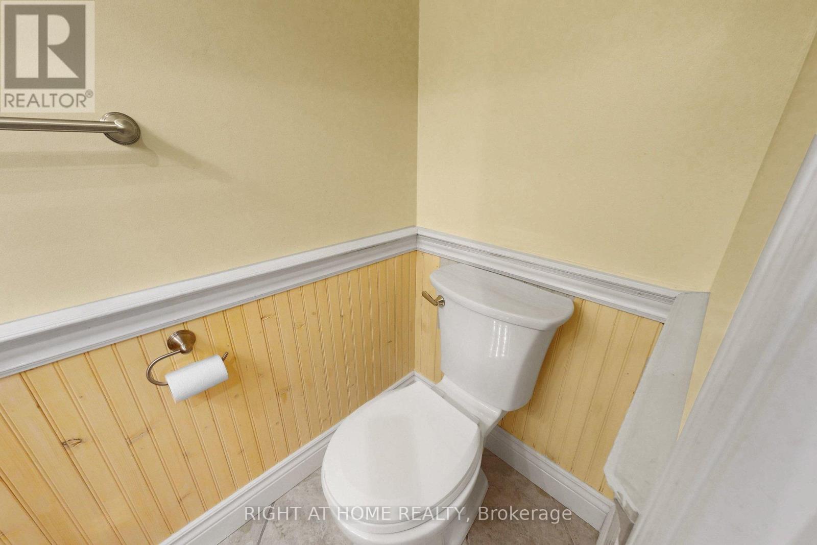 22 BLUERIDGE SQUARE - 22