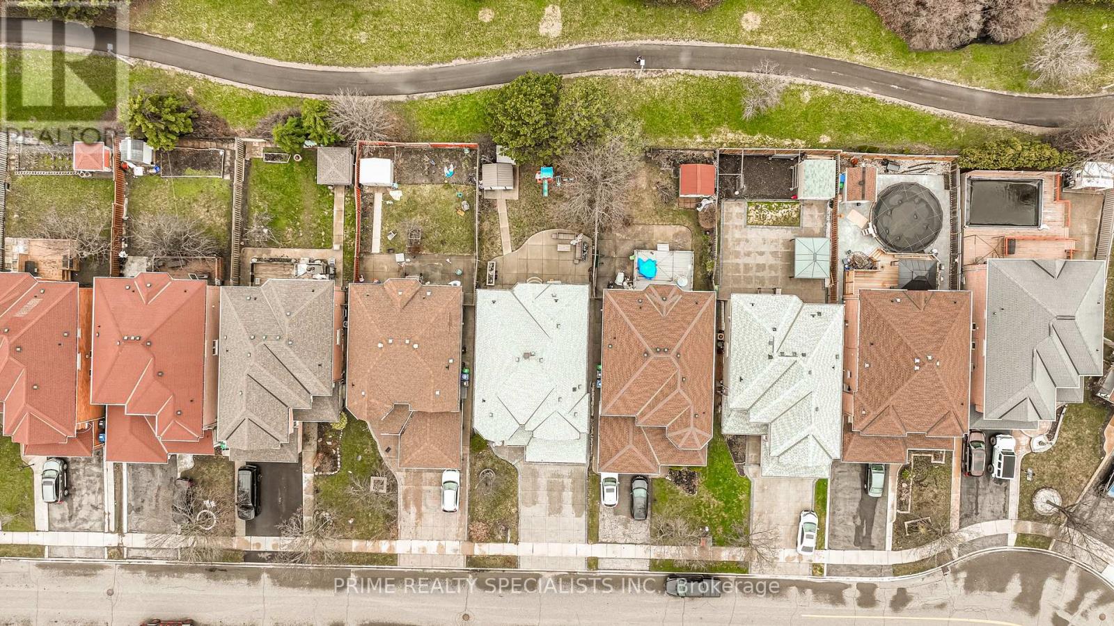 52 DEERGLEN DRIVE - 48
