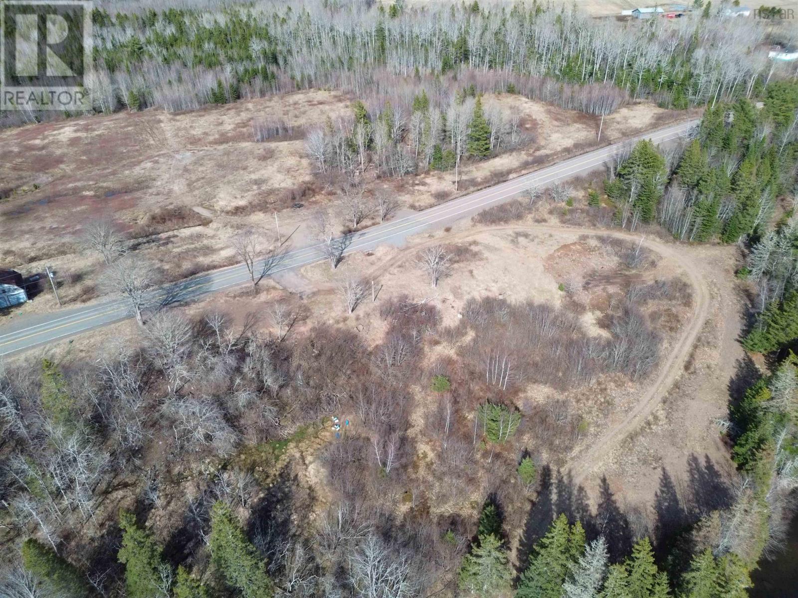 Property 7 of 7 of 10036 Highway 2