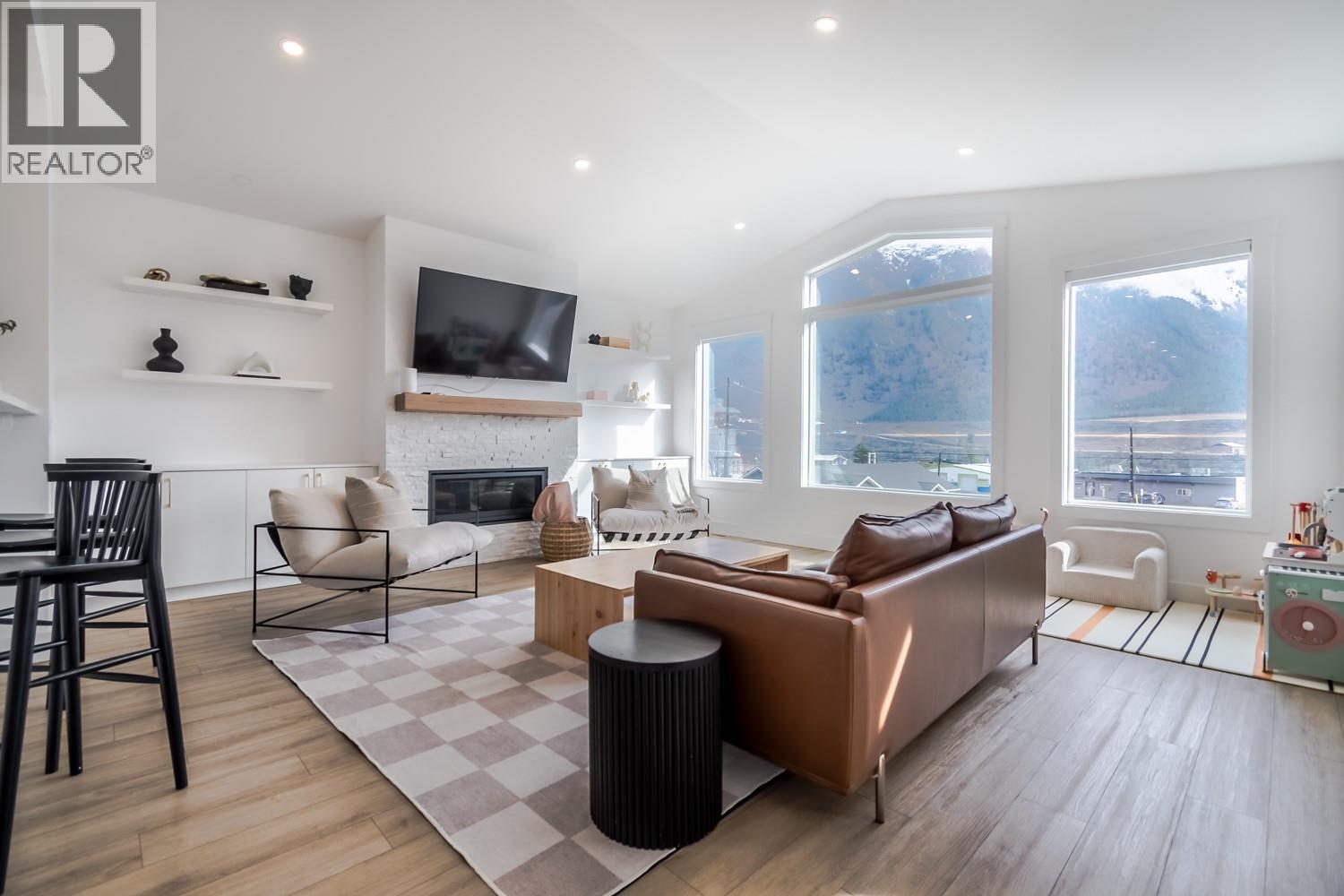293 PARK Drive - 28