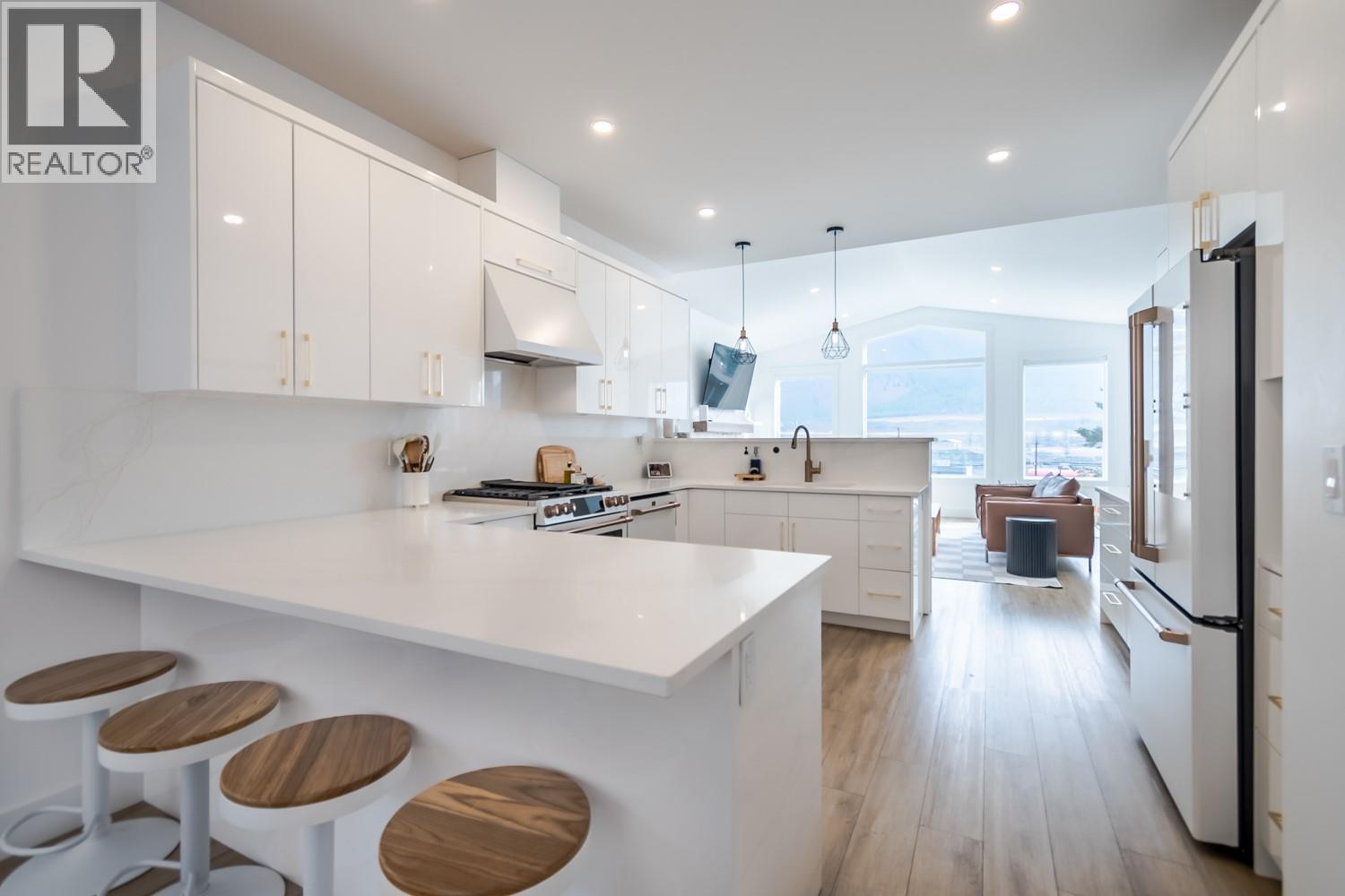 293 PARK Drive - 34