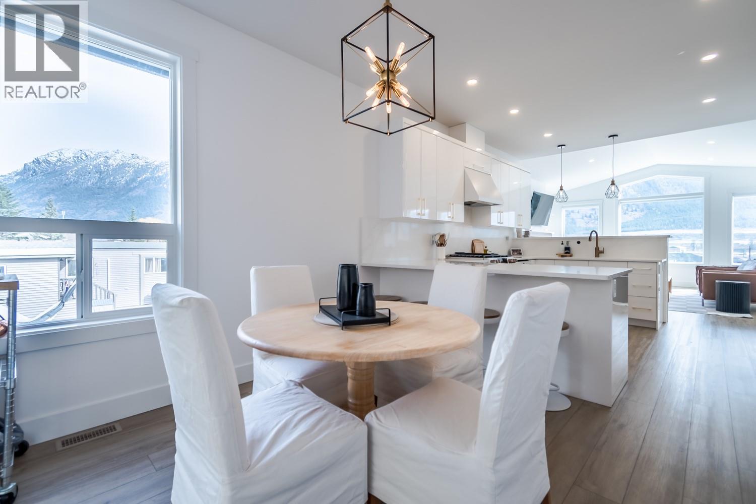293 PARK Drive - 41