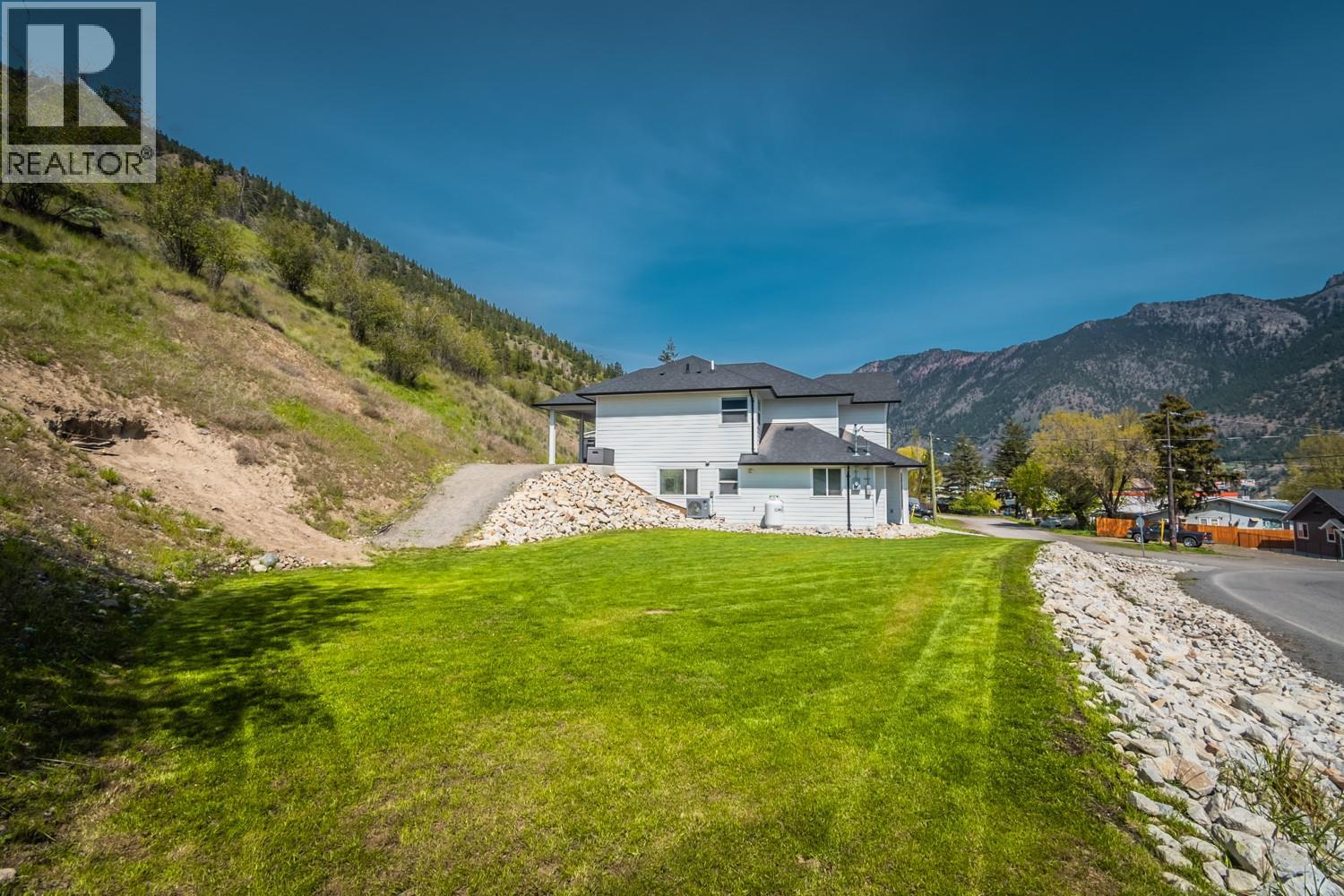 293 PARK Drive - 57