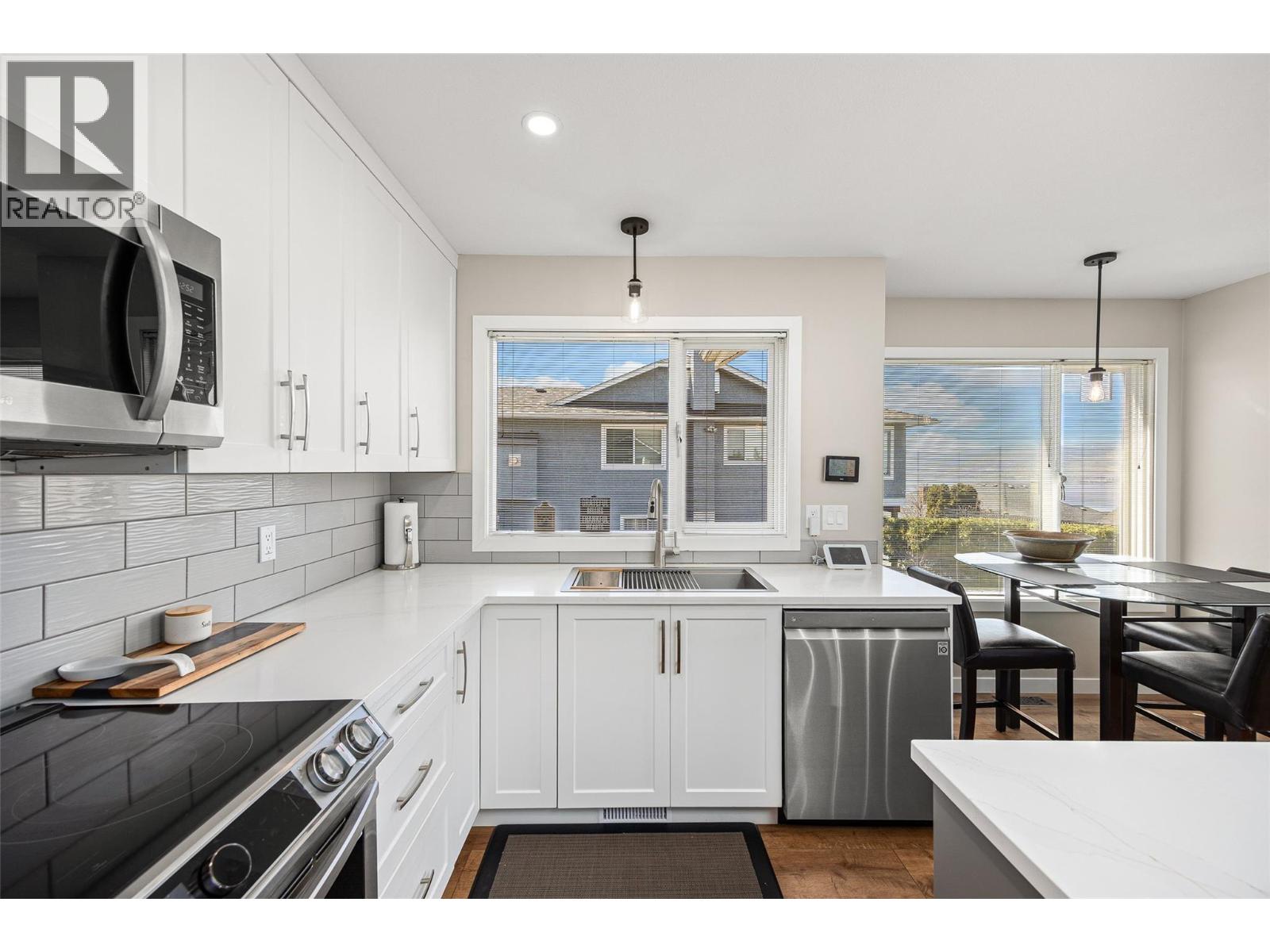 445 Curlew Drive, Kelowna