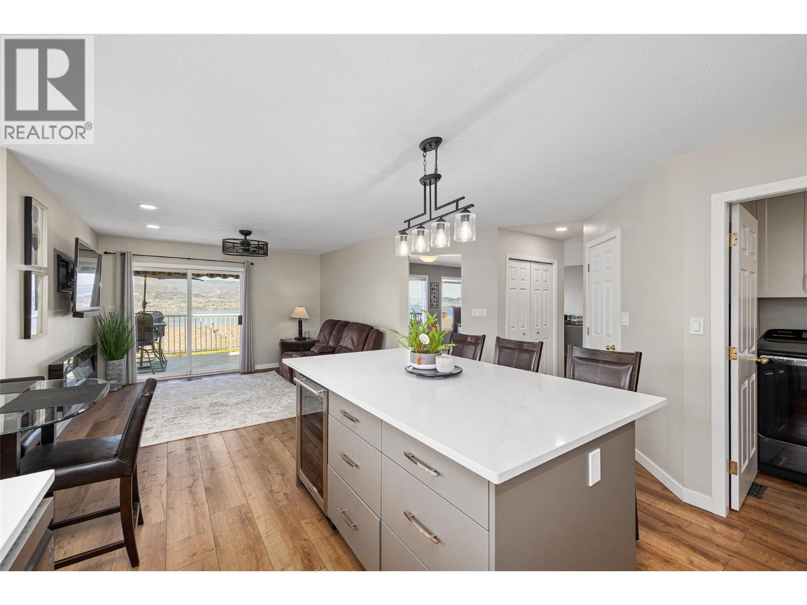 445 Curlew Drive, Kelowna