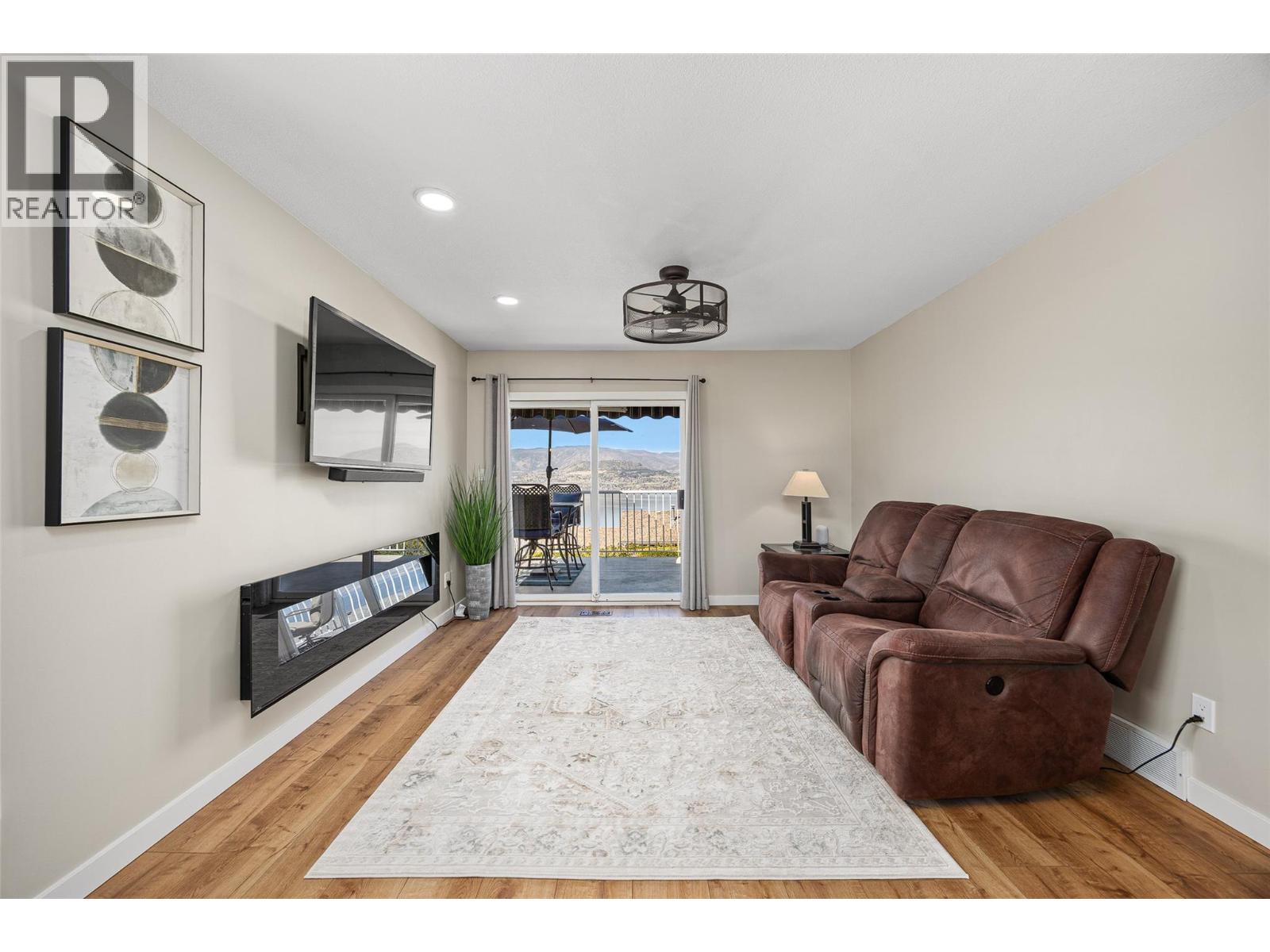 445 Curlew Drive, Kelowna