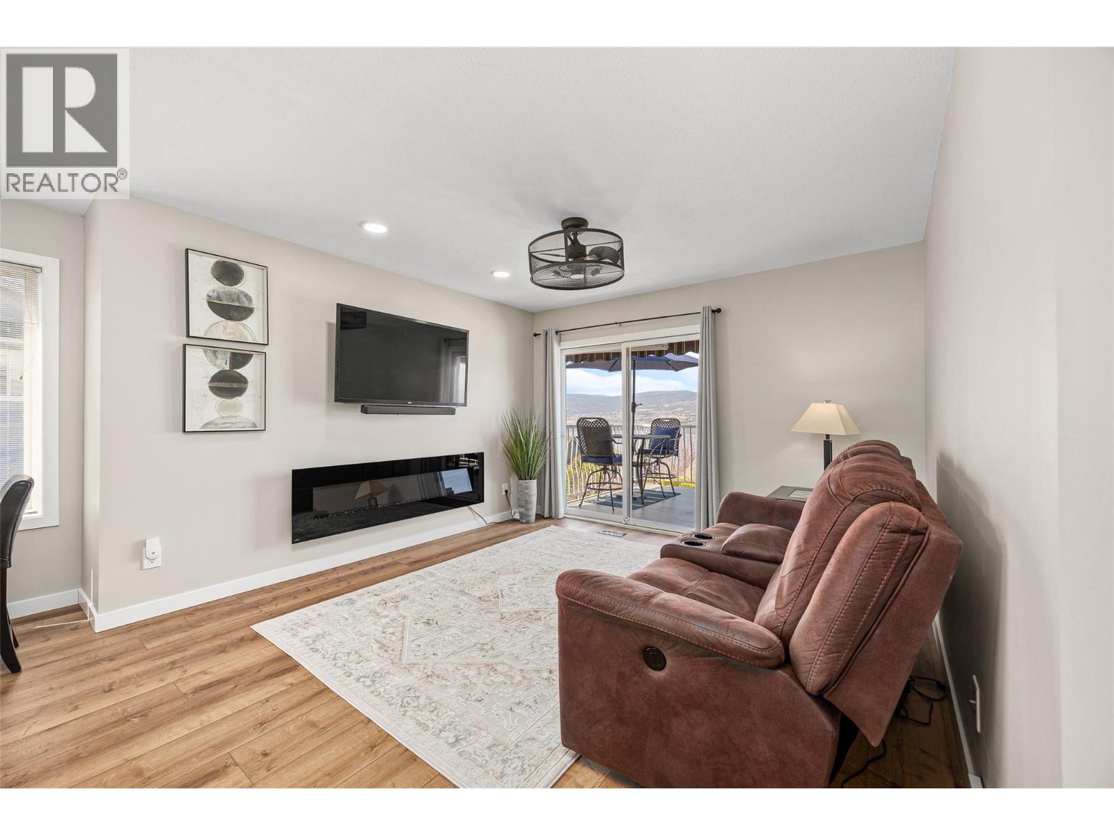 445 Curlew Drive, Kelowna