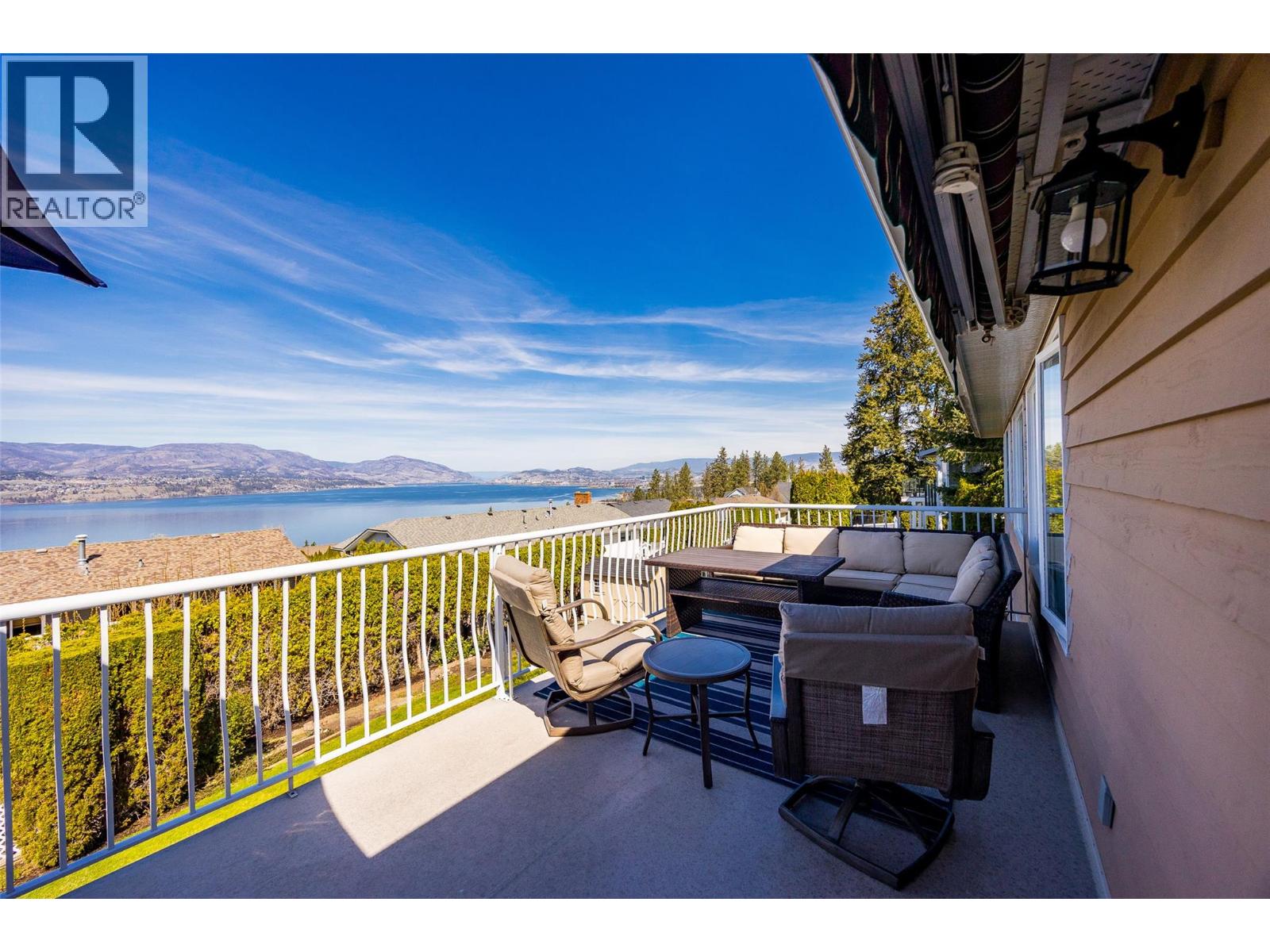 445 Curlew Drive, Kelowna