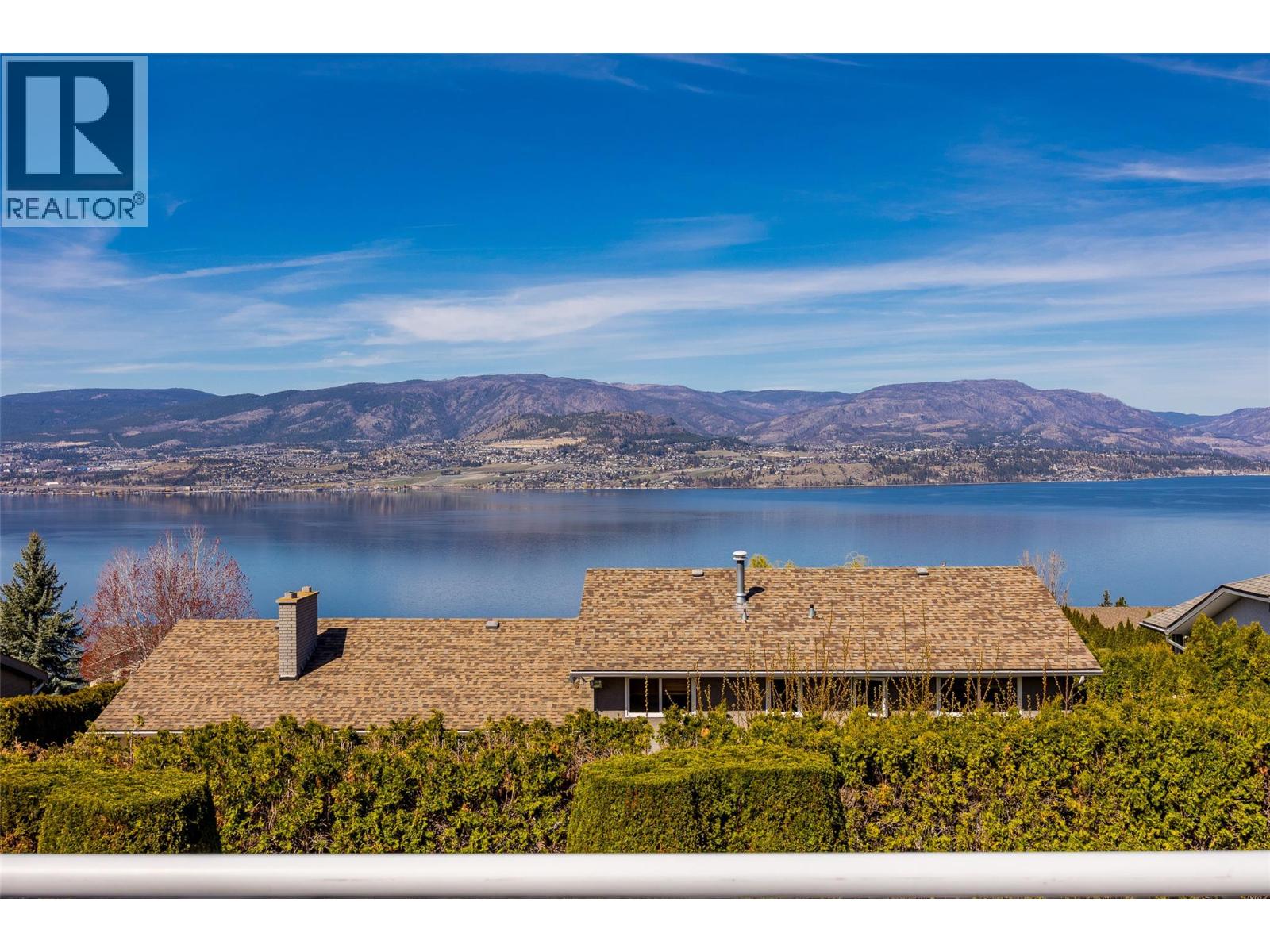 445 Curlew Drive, Kelowna