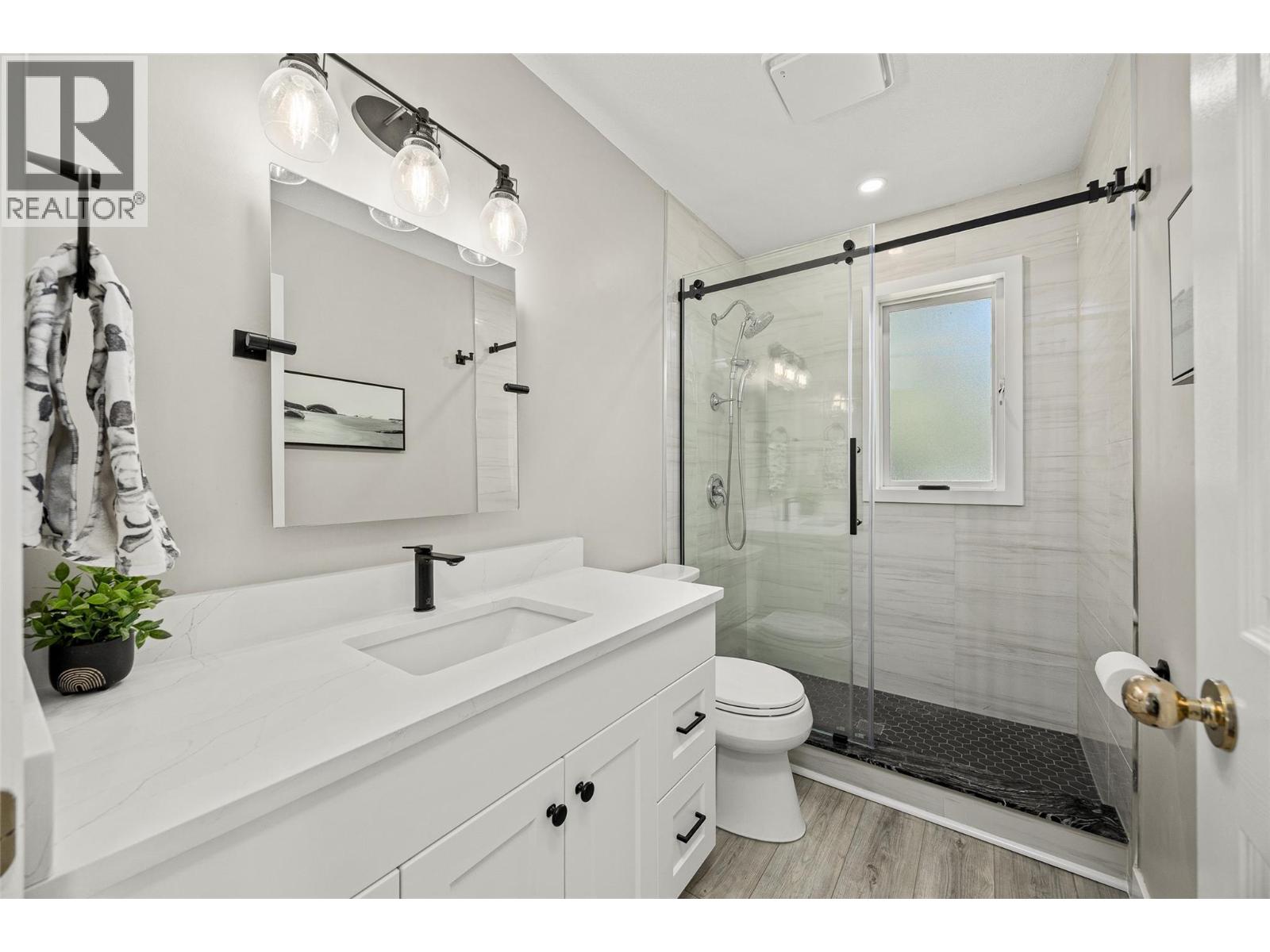 445 Curlew Drive, Kelowna