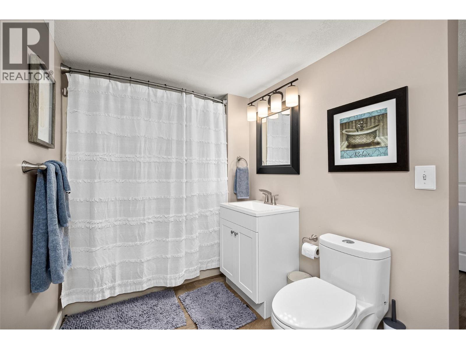 445 Curlew Drive, Kelowna