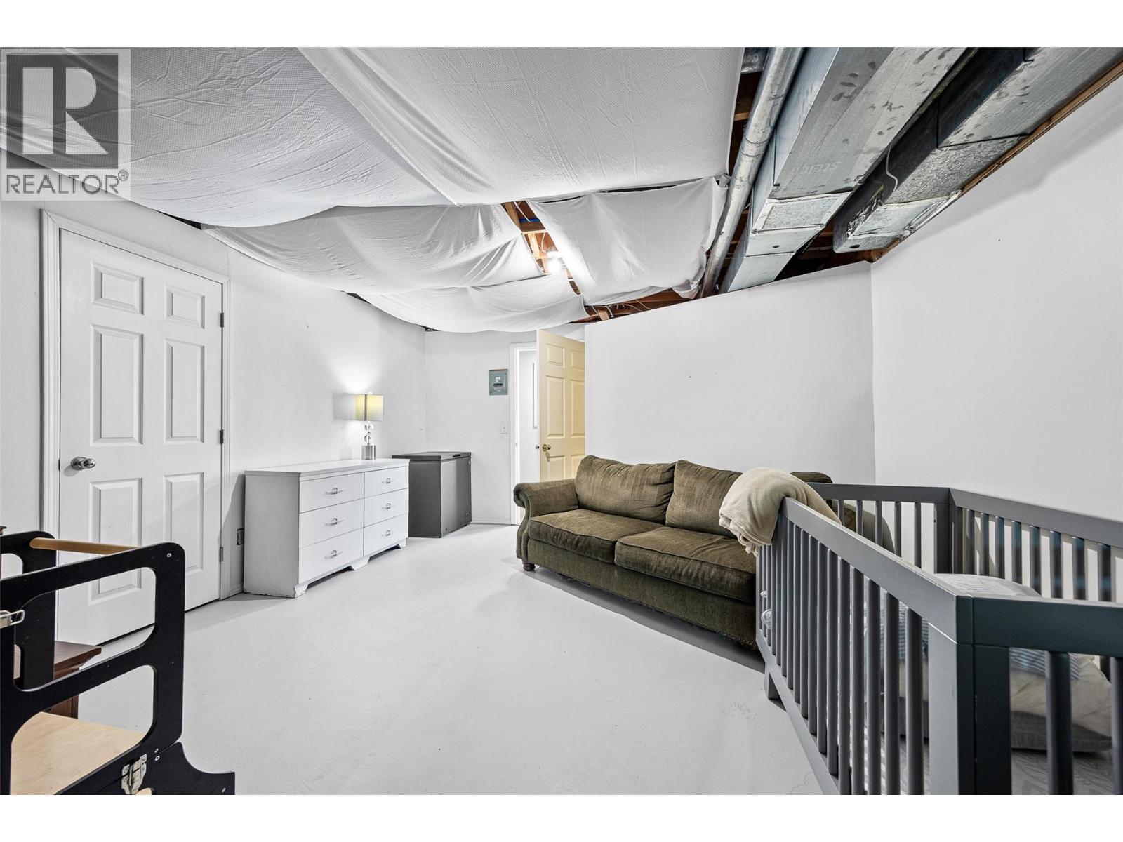 445 Curlew Drive, Kelowna