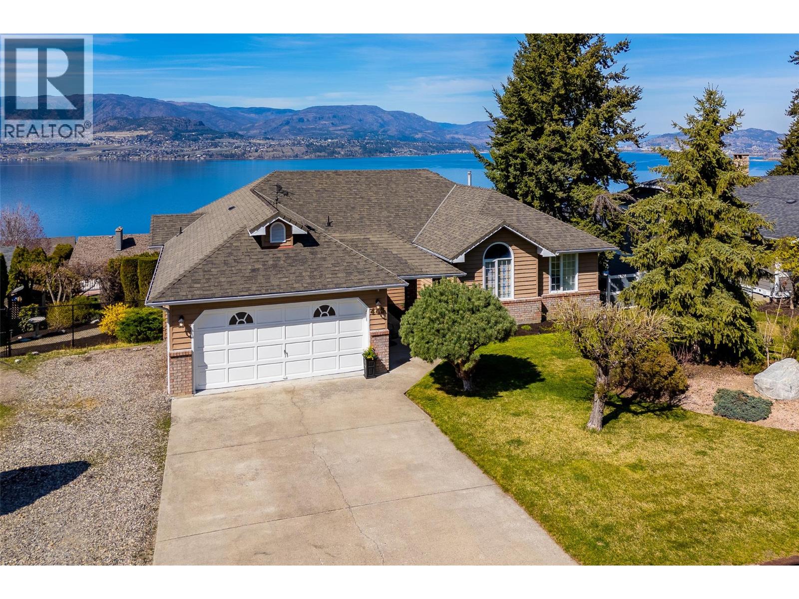 445 Curlew Drive, Kelowna