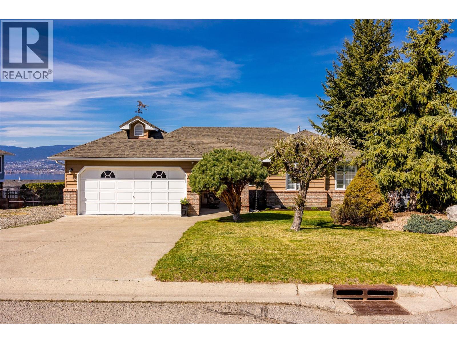 445 Curlew Drive, Kelowna