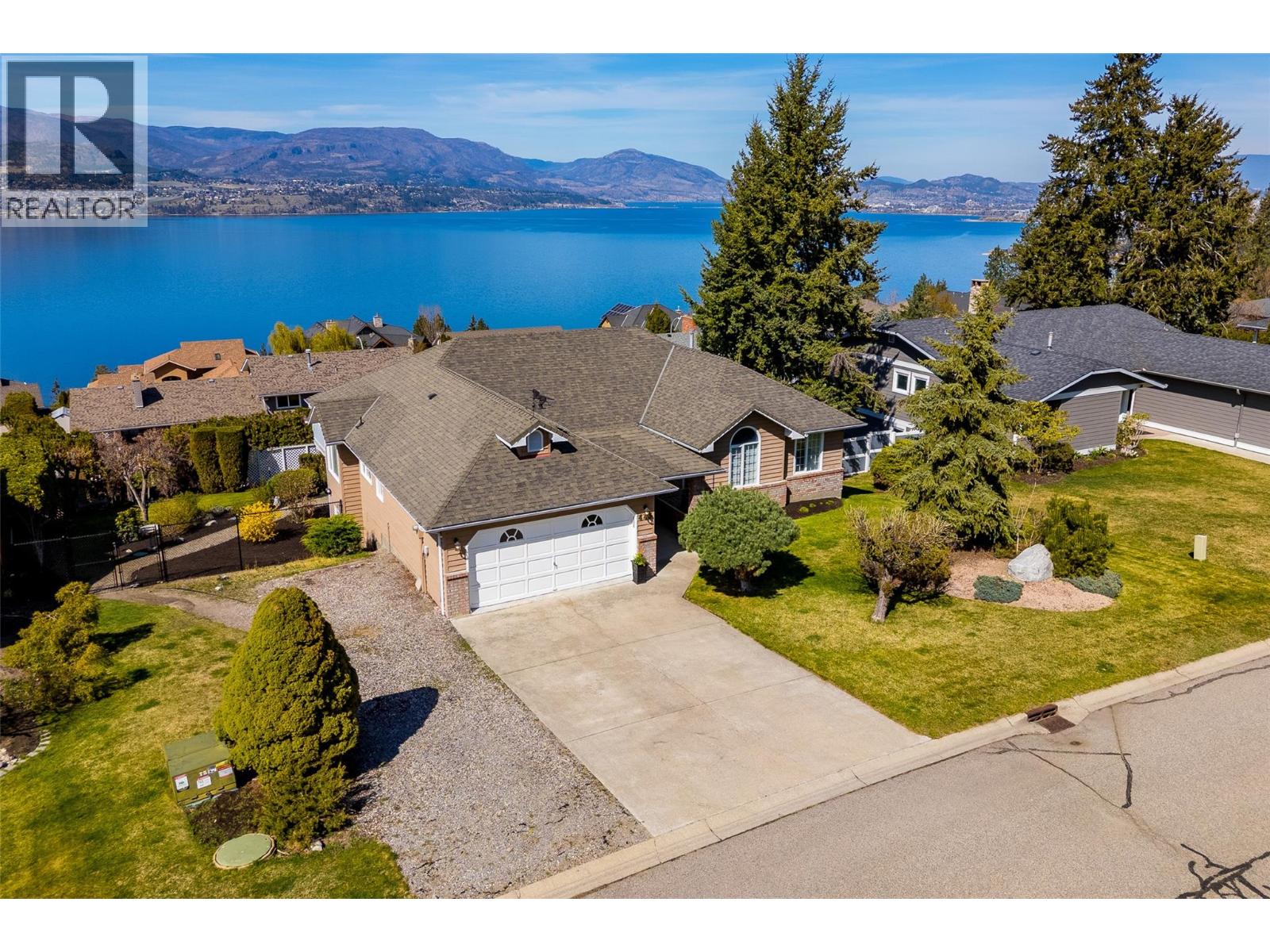 445 Curlew Drive, Kelowna
