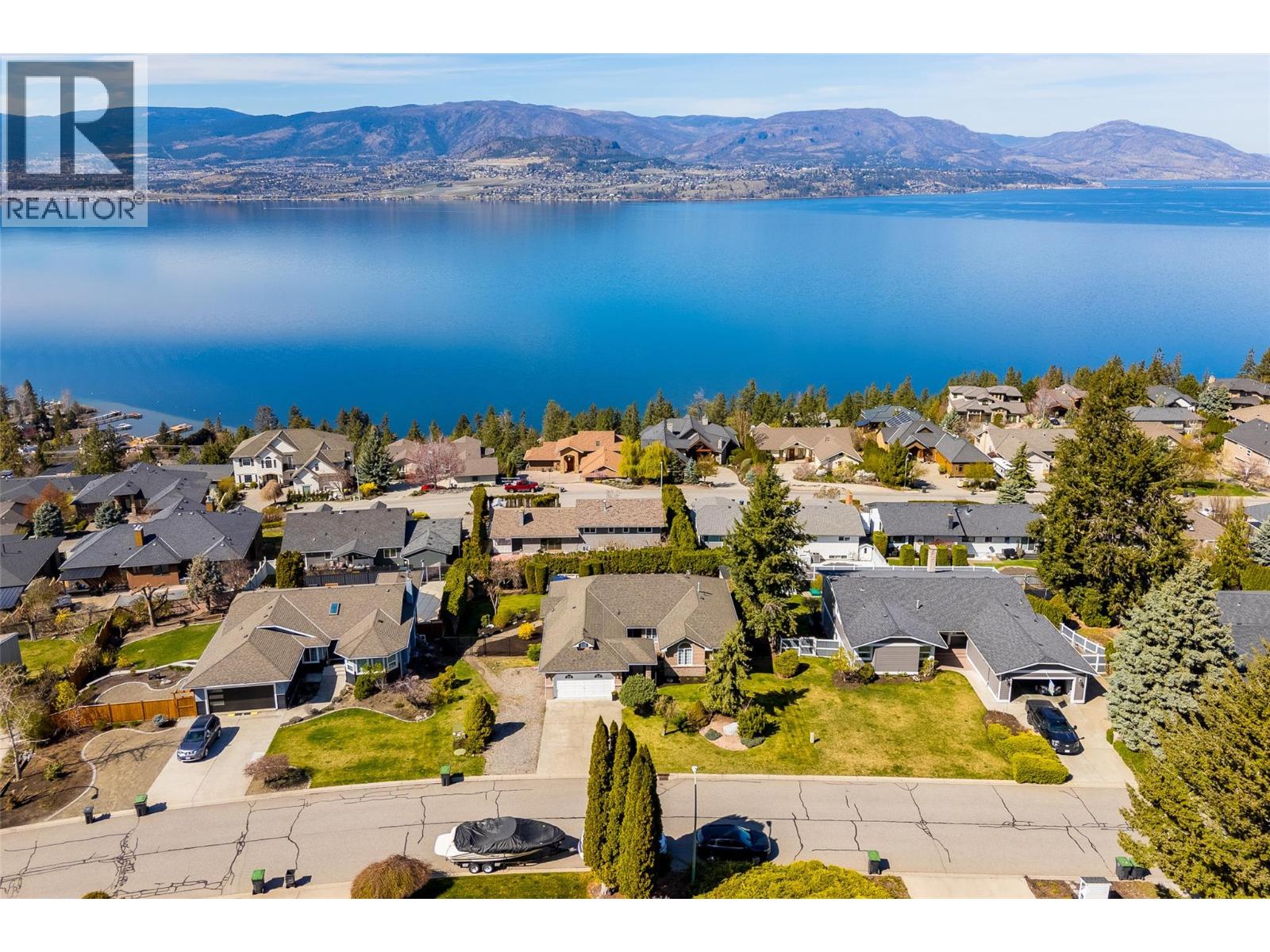 445 Curlew Drive, Kelowna