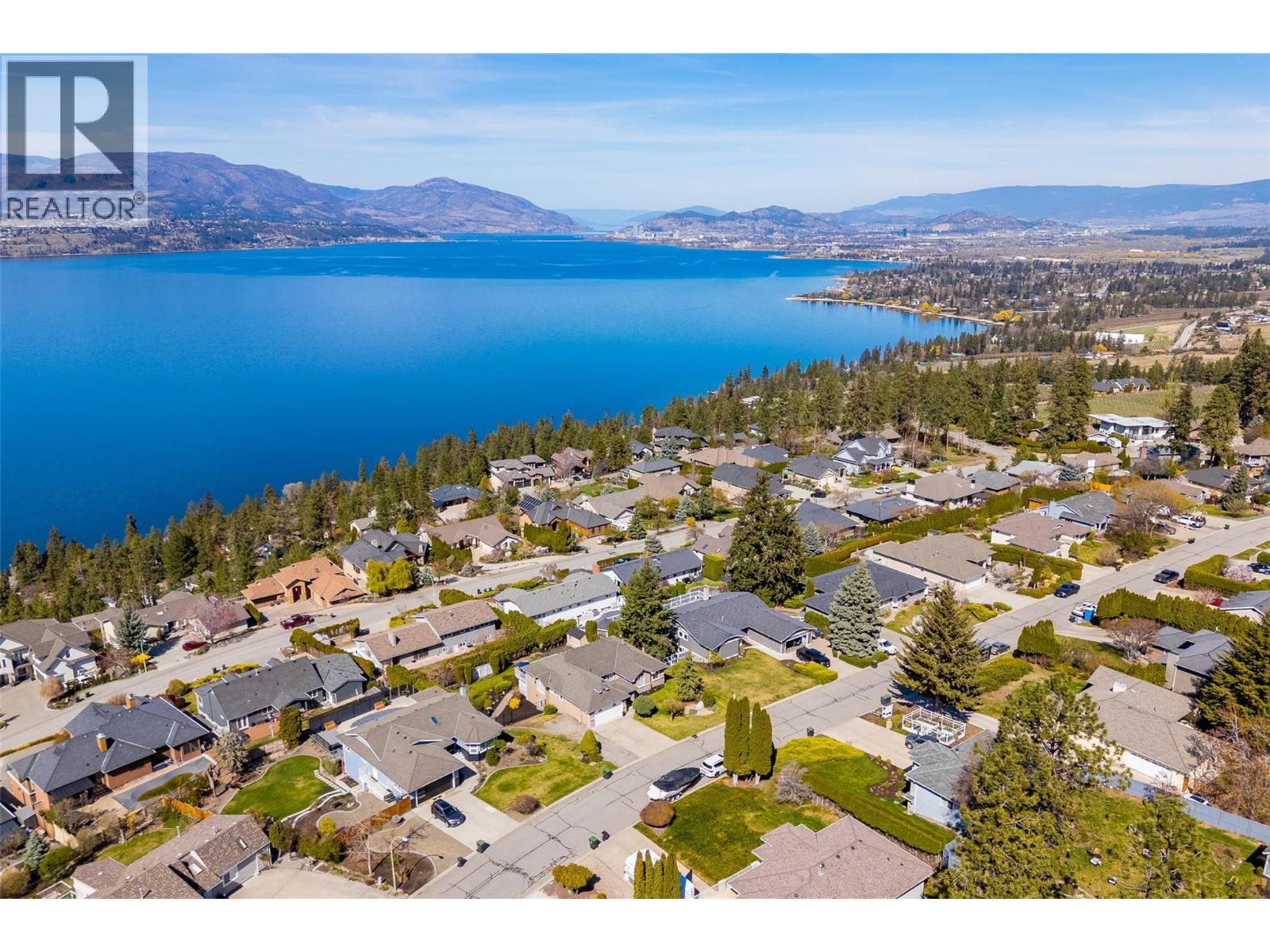 445 Curlew Drive, Kelowna