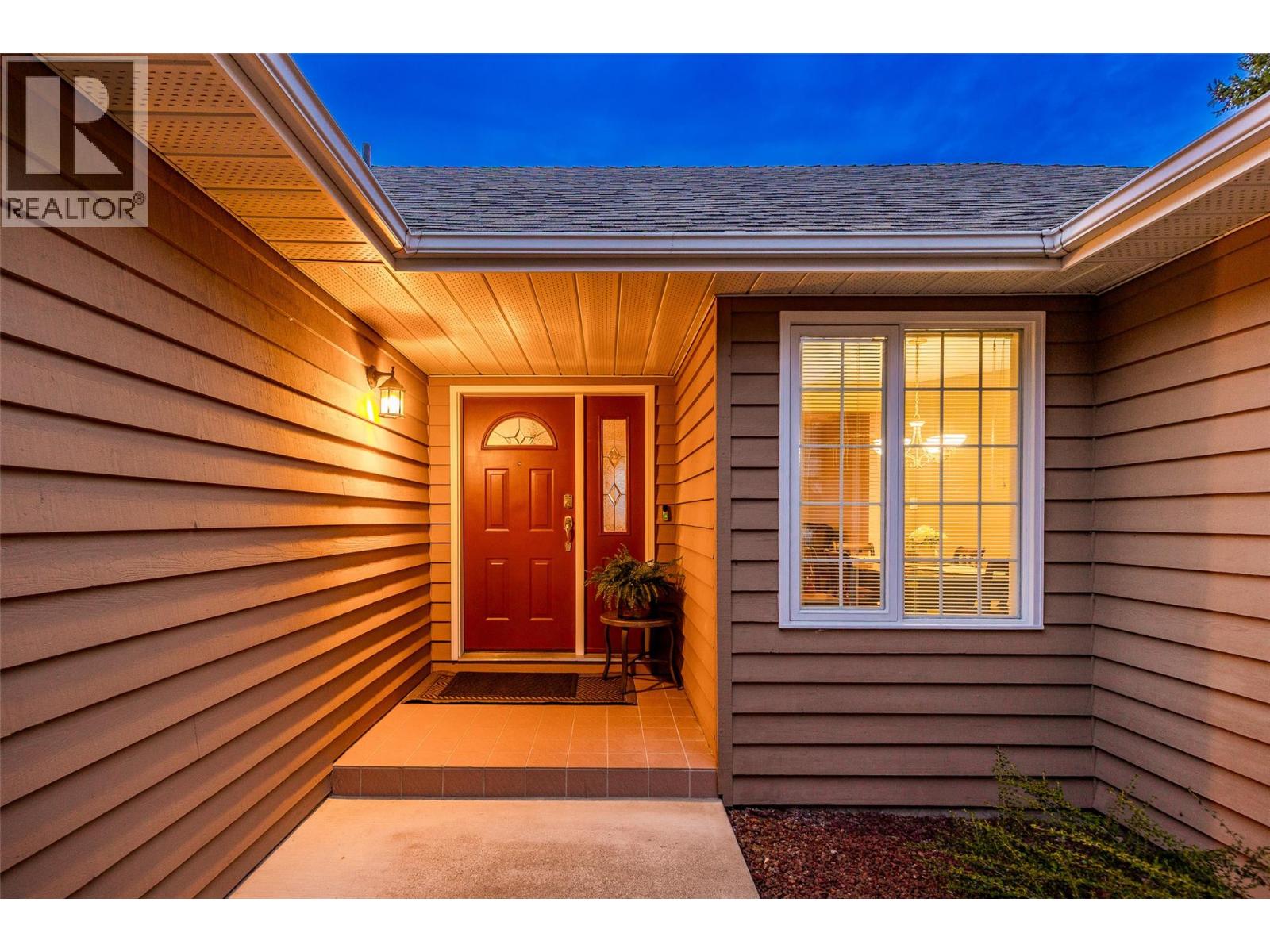 445 Curlew Drive, Kelowna