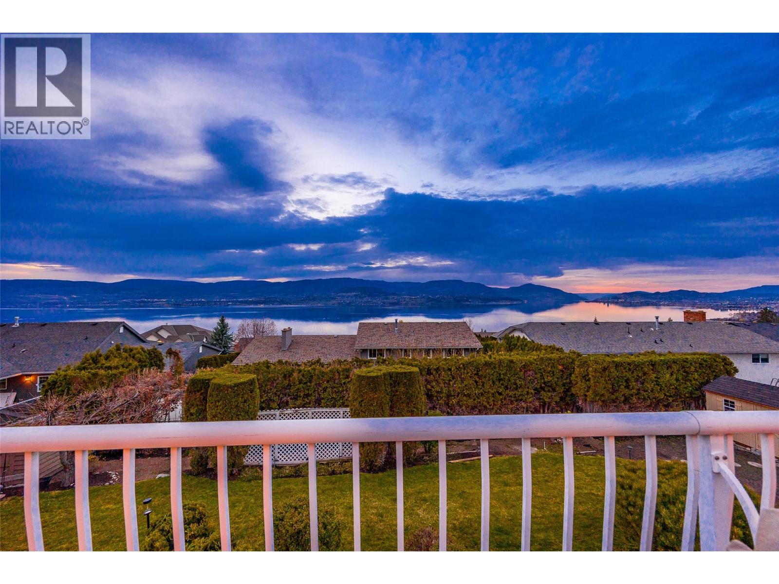 445 Curlew Drive, Kelowna