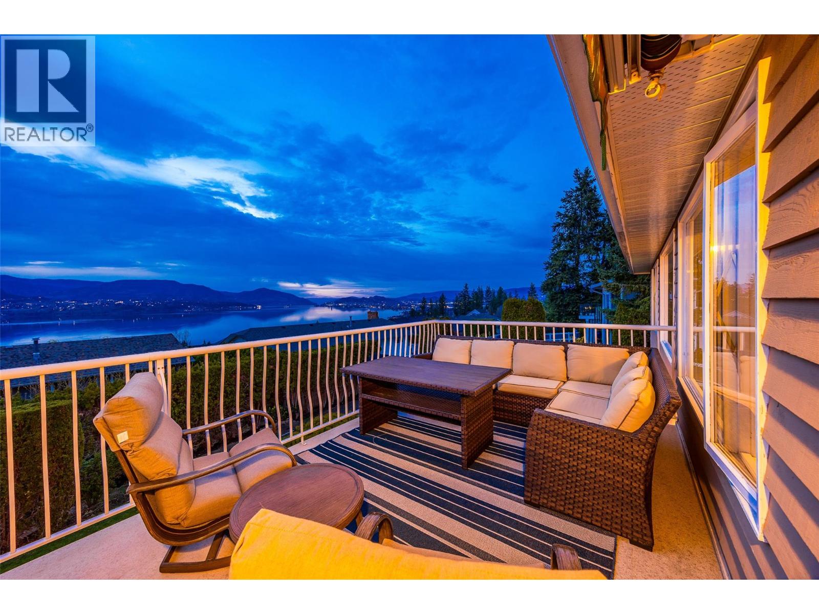445 Curlew Drive, Kelowna
