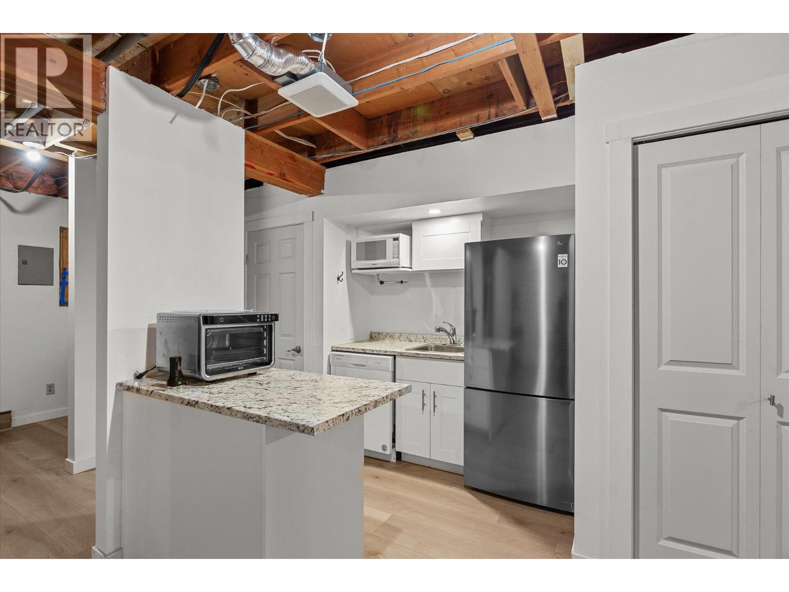 10623 Highway 33 East Highway, Kelowna