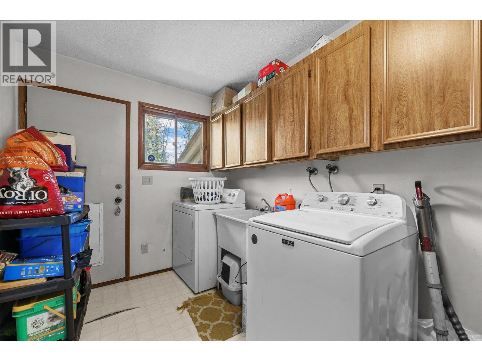 10623 Highway 33 East Highway, Kelowna