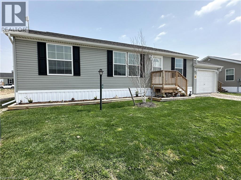 14 COPPER BEECH DRIVE - 3