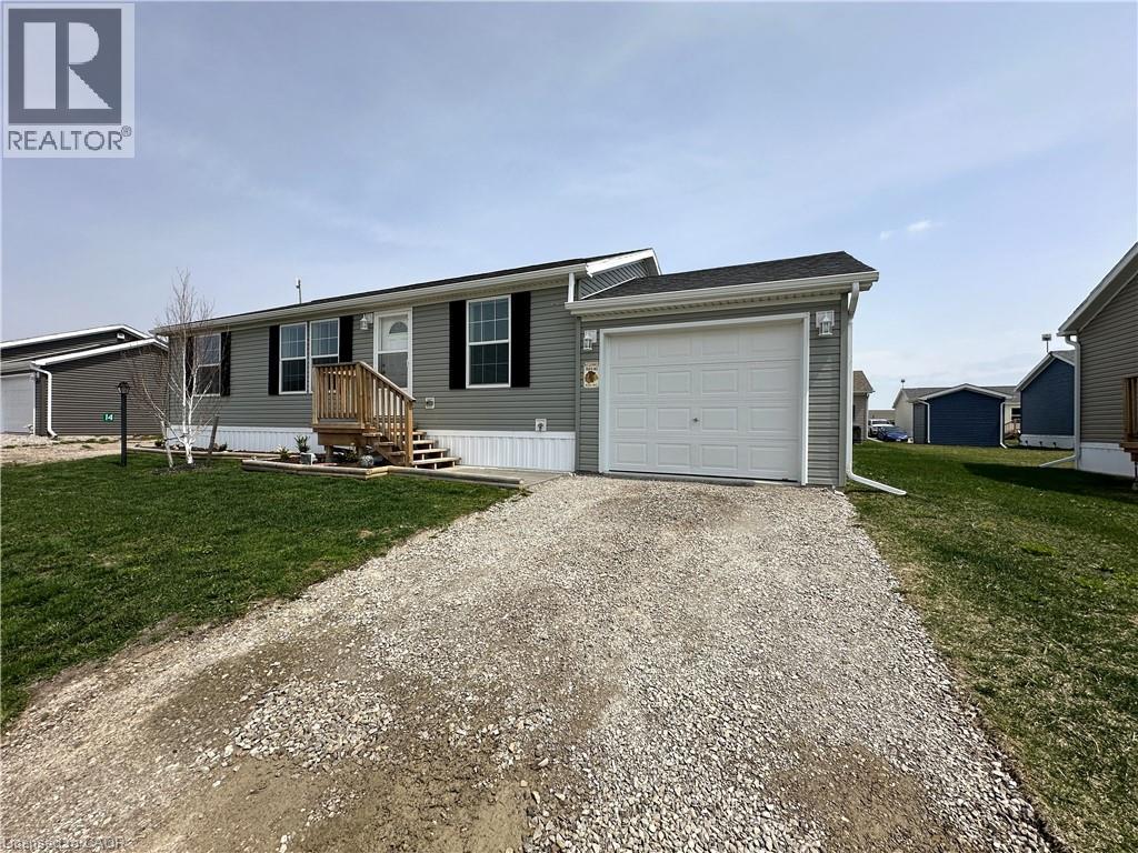 14 COPPER BEECH DRIVE - 4