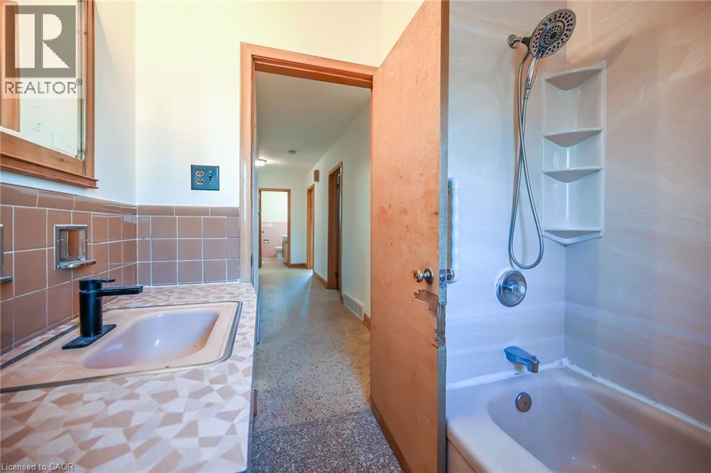 112 ACADEMY Street, Ancaster, Ontario, L9G2Y1 — Photo 34
