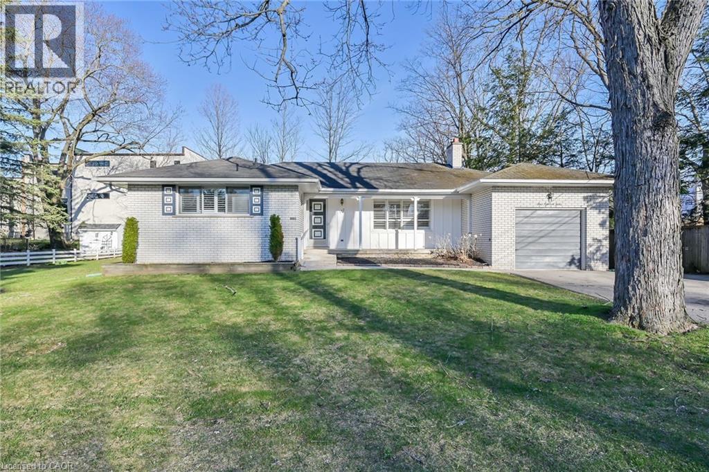 112 ACADEMY Street, Ancaster, Ontario, L9G2Y1 — Photo 4