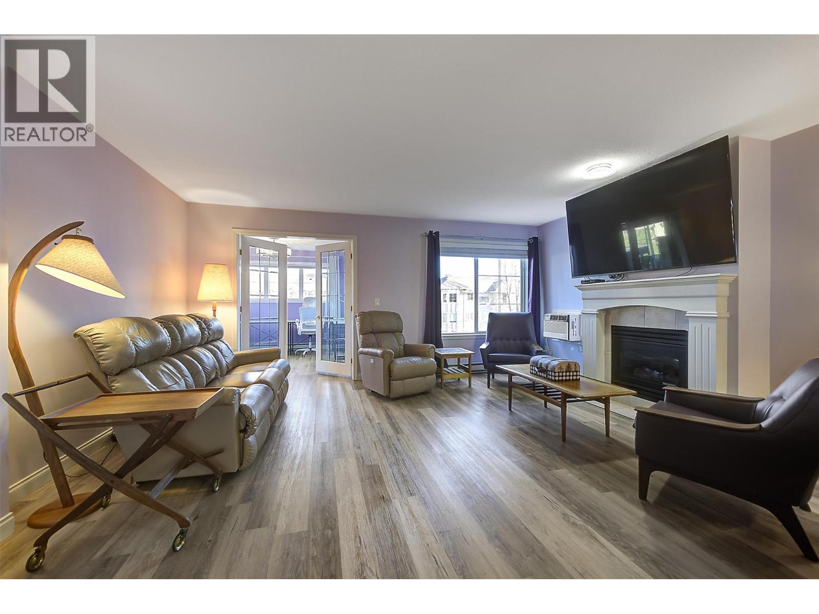 215 3890 Brown Road, West Kelowna