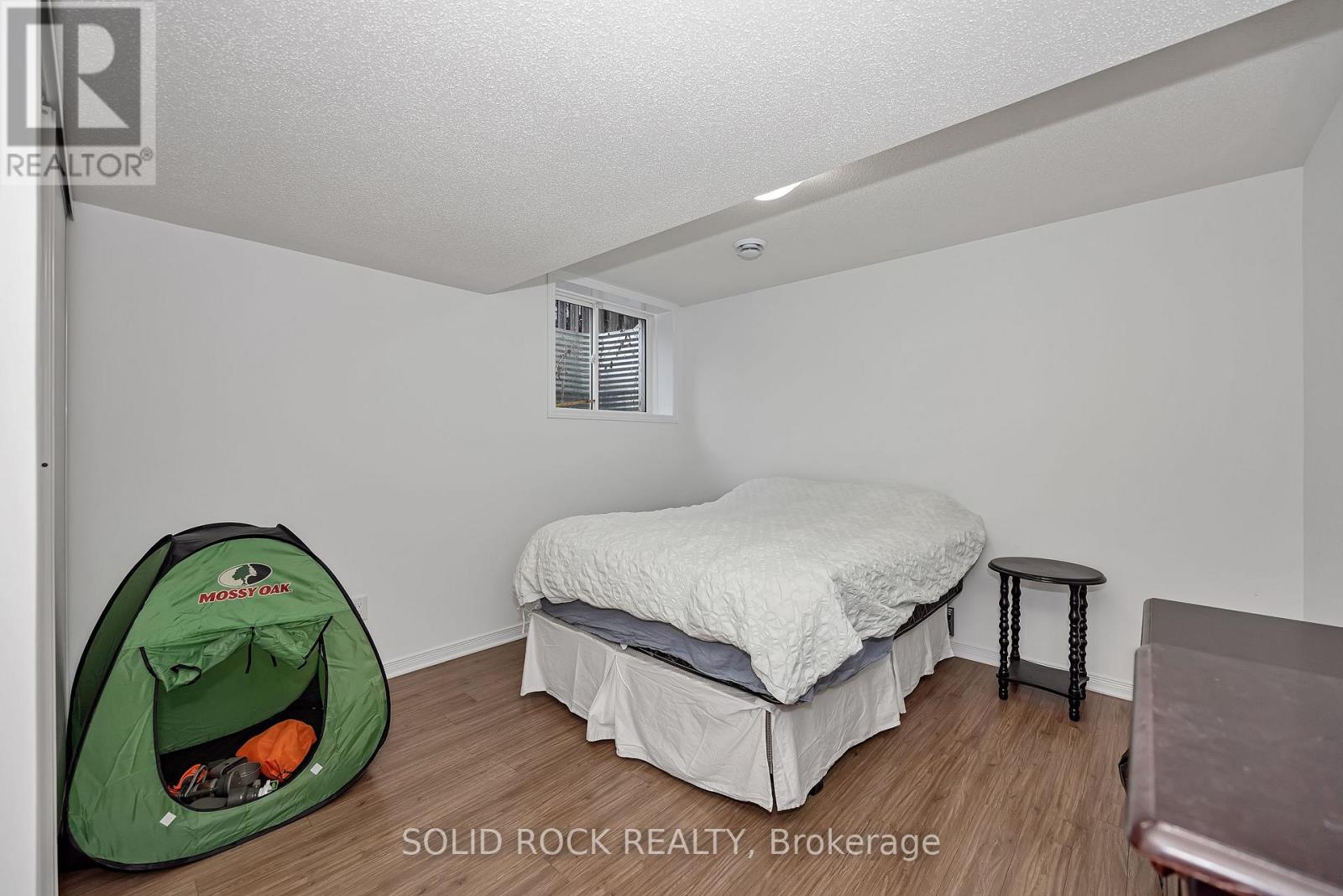 40 GORDON FERGUSON PLACE — photo 25