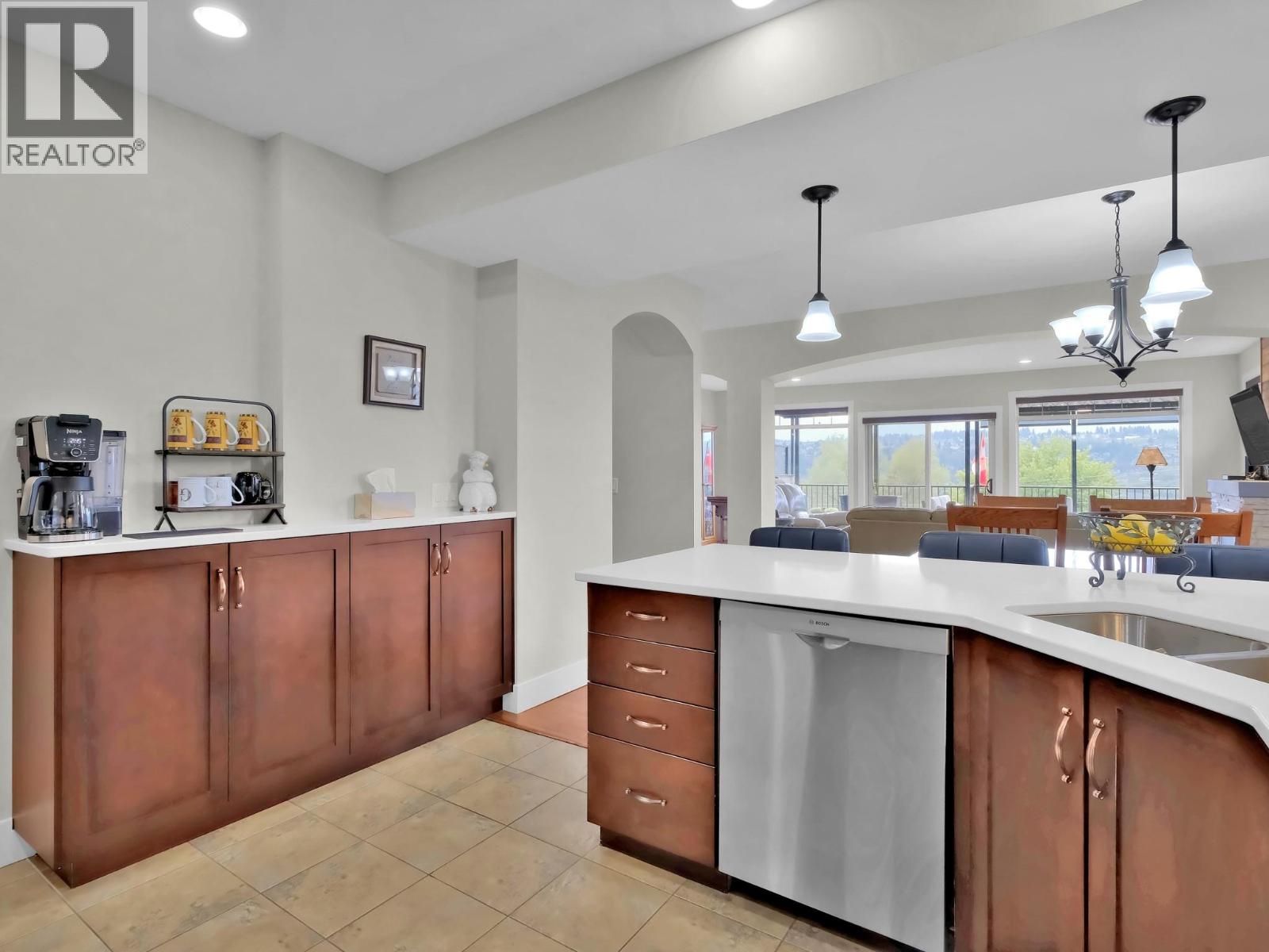 11339 Dakota Road, Lake Country